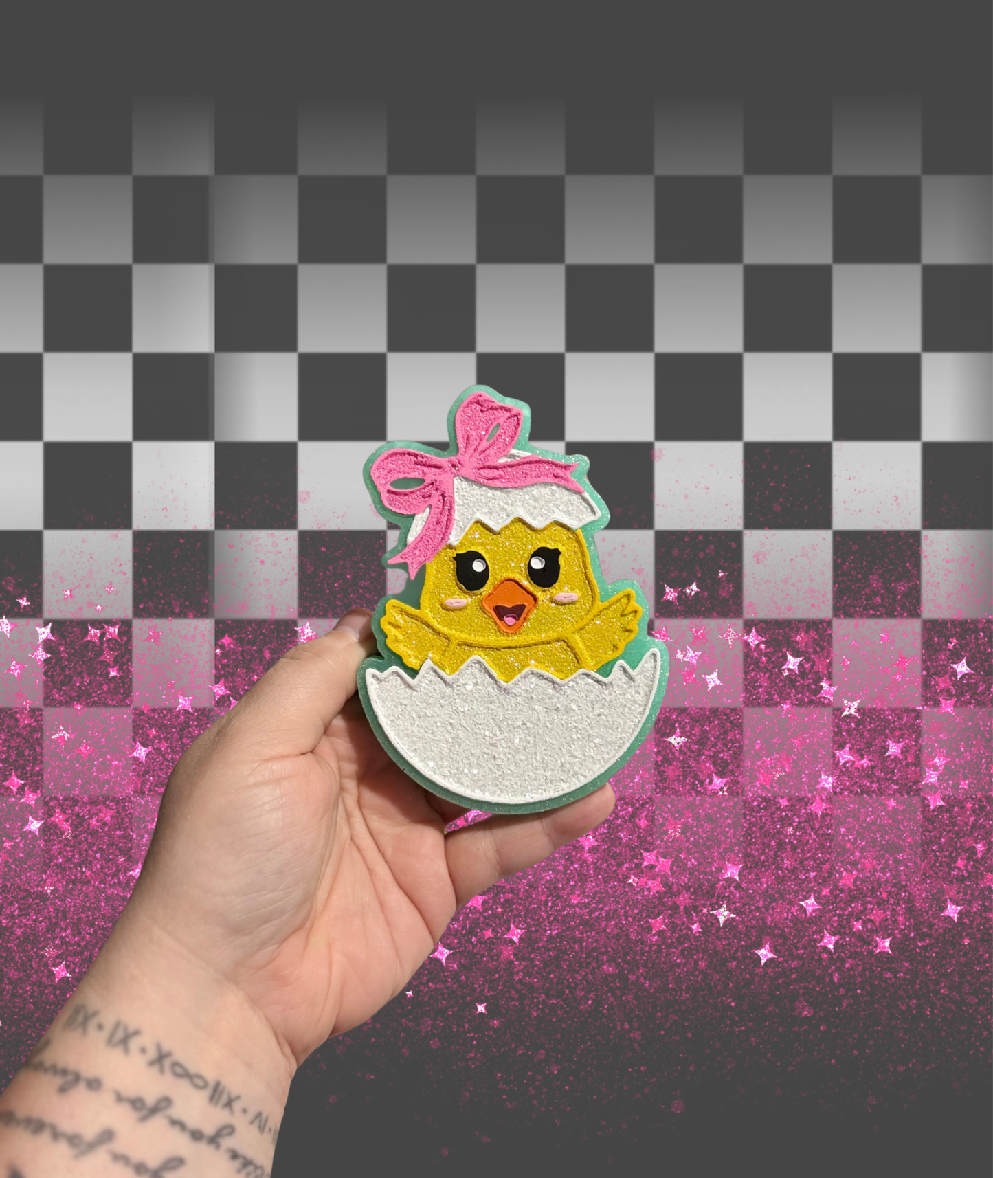 Chick with Bow Freshie