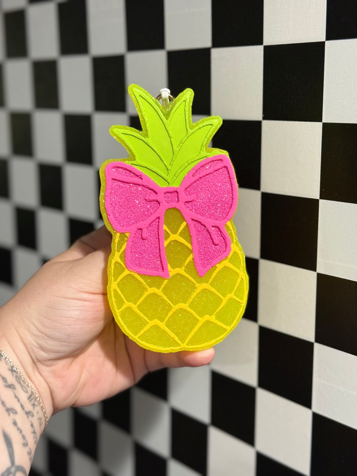 Pineapple Freshie